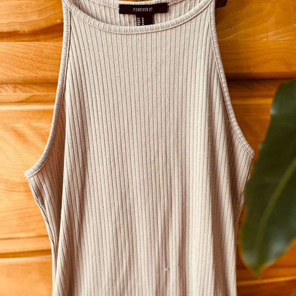 Forever 21 Ribbed Bodycon Halter-Style Dress ✨ - Picture 3 of 5